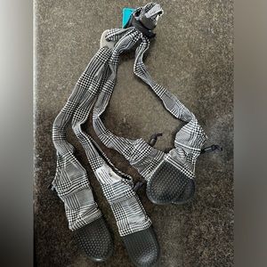 Walkee Paws NEVER WORN